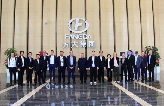 新加坡陸路交通管理局副局長(zhǎng)Chua Chong Kheng、西門(mén)子交通有限公司亞太區(qū)首席執(zhí)行官M(fèi)ichel Obadia一行到訪方大集團(tuán)